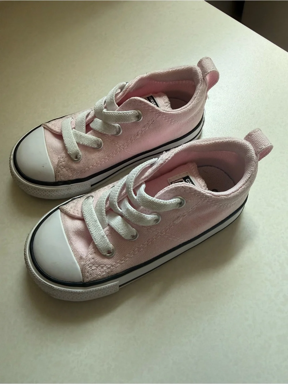 Converse Toddler Pink Low-Top Canvas Sneakers Size 7